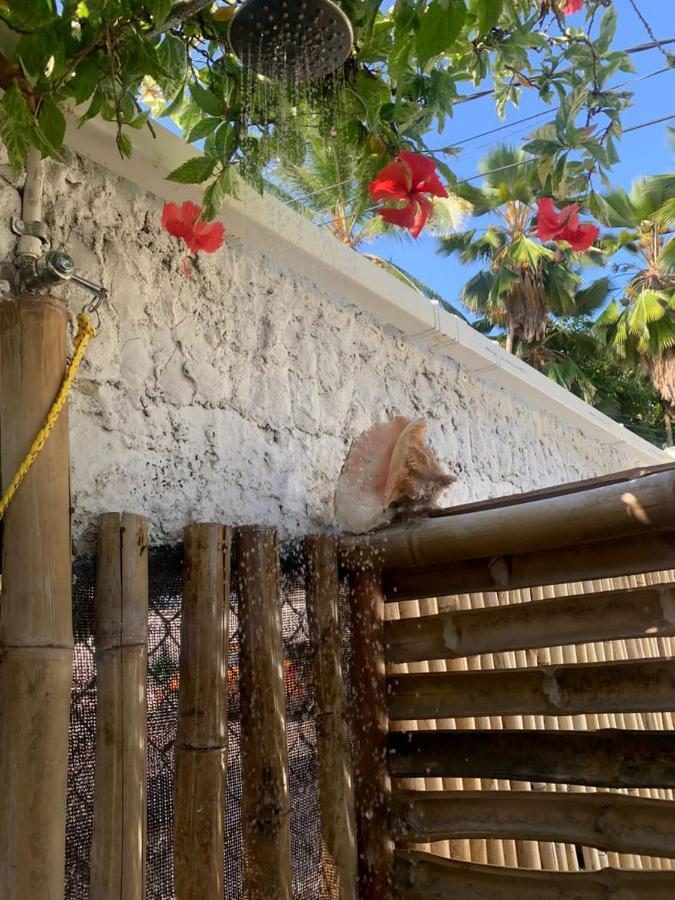 Joebi'S House Walking Distance To Rocky Cay Beach Ideal For Families Or Groups Buenavista  Bagian luar foto