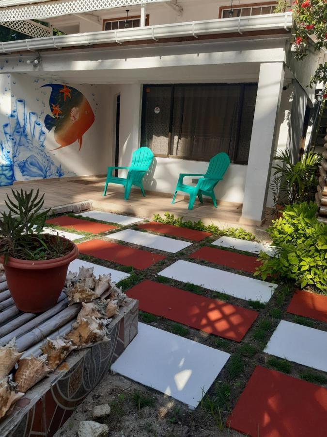 Joebi'S House Walking Distance To Rocky Cay Beach Ideal For Families Or Groups Buenavista  Bagian luar foto